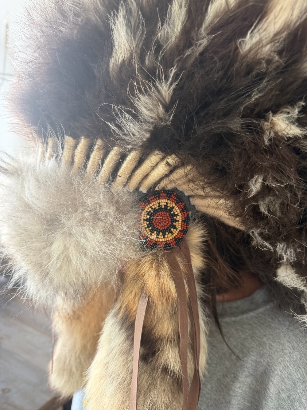 Navajo Coyote Eagle Feather Halo Headress - Picture 5 of 16